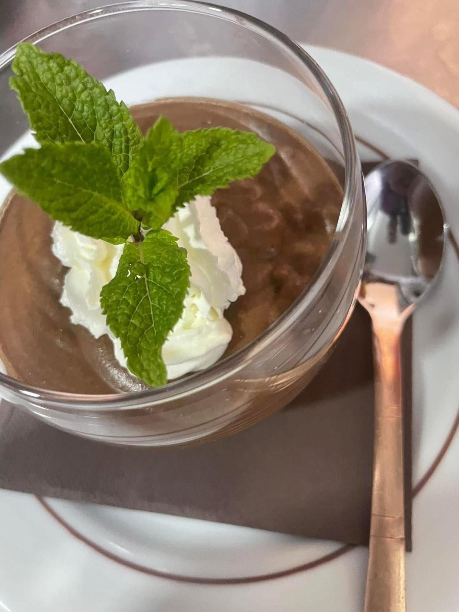 Hotel & Restaurant Isvara Breteuil Zewnętrze zdjęcie